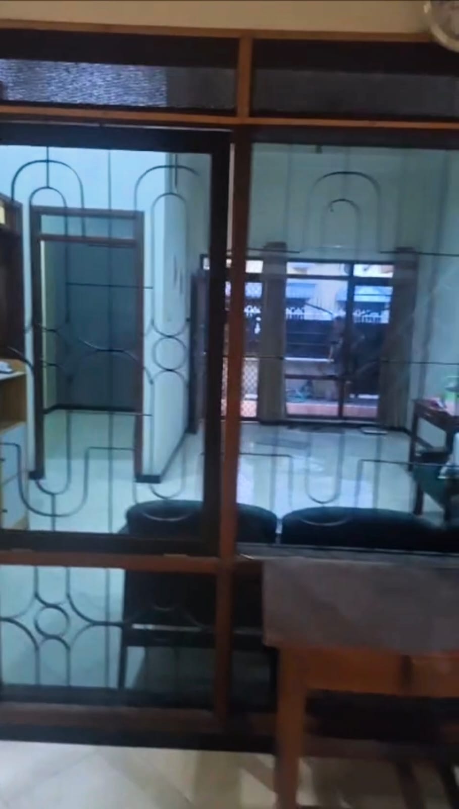 Disewa Rumah Siap Huni 1 Lantai Murah Strategis Manyar Tirtoyoso Utara Surabaya Timur - Thumbnail 7