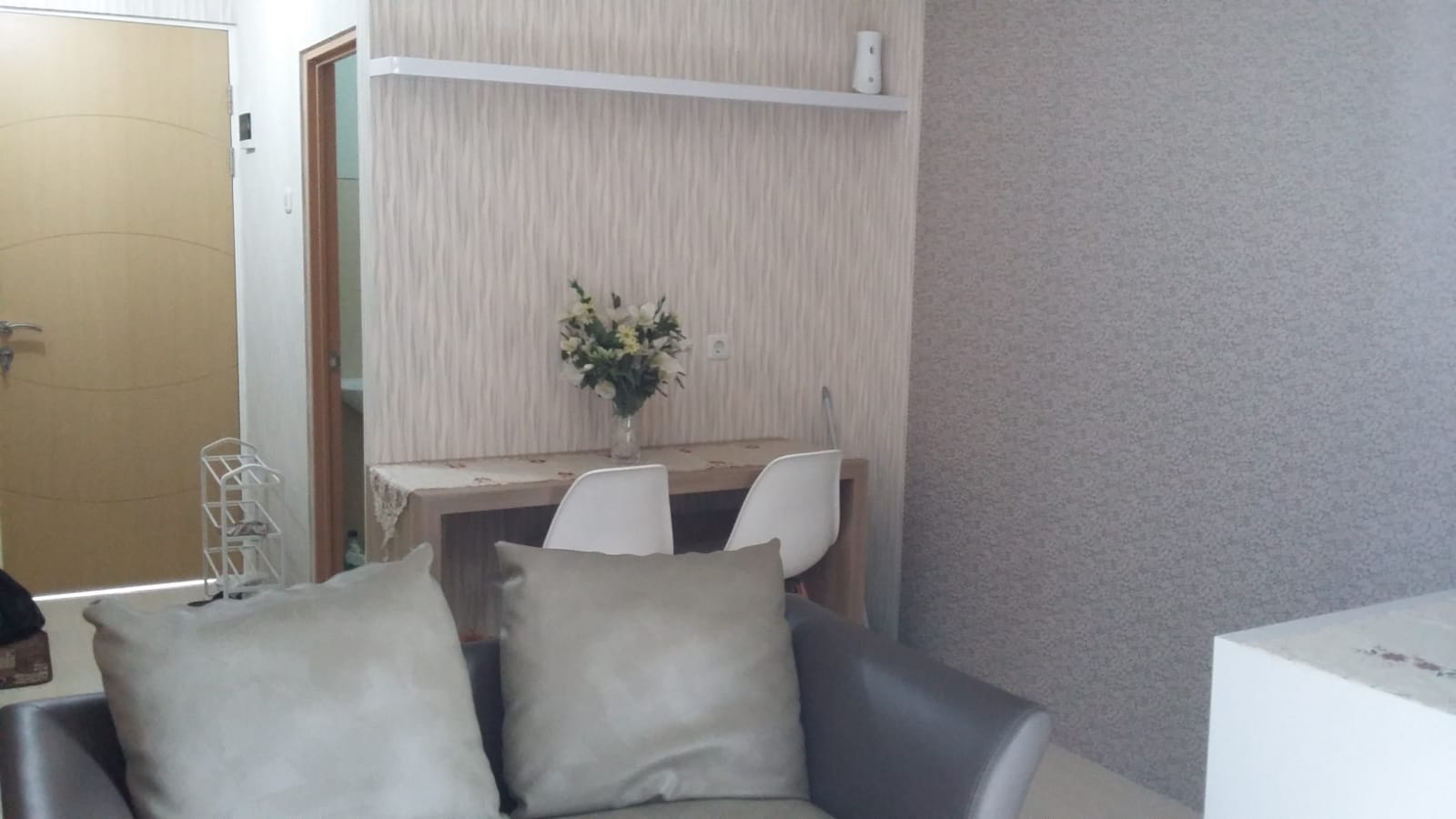 Disewa Apartemen 2 BR Furnish Bale Hinggil Merr Surabaya Timur - Thumbnail 8