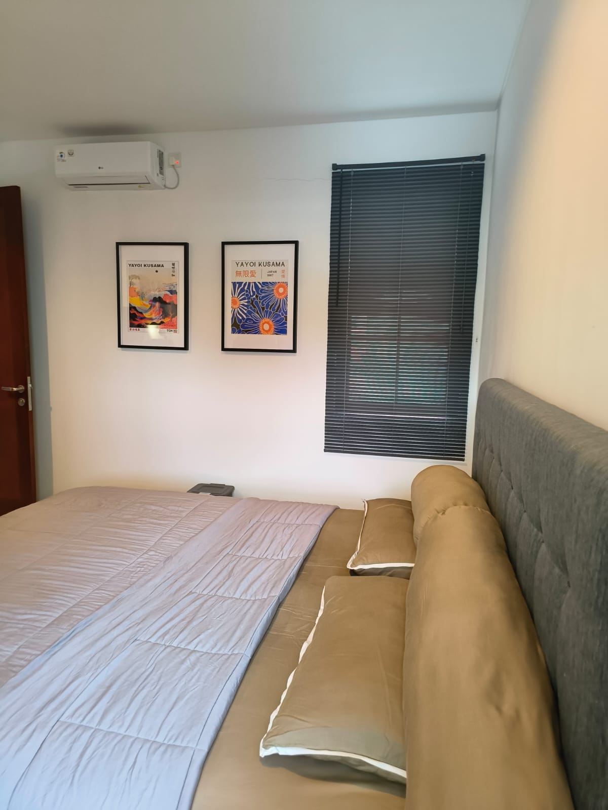 Dijual Rumah Mewah 2 Lantai Graha Natura plus Swimming Pool Lokasi Premium Surabaya Barat - Thumbnail 4