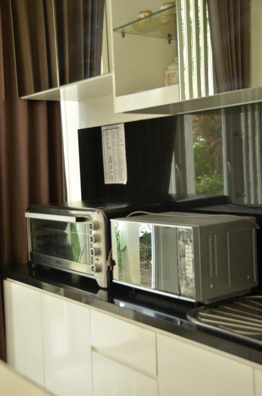 Dijual Rumah Mewah Minimalis di Malibu Beach Pakuwon City Surabaya Timur - Thumbnail 3