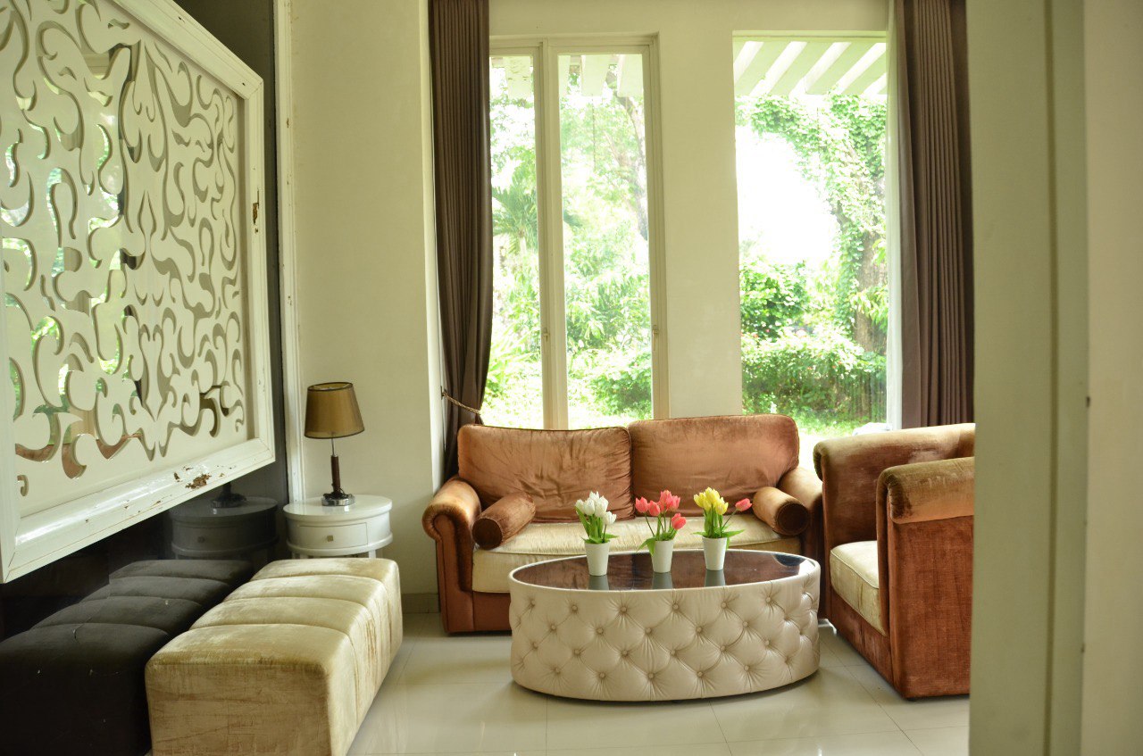 Dijual Rumah Mewah Minimalis di Malibu Beach Pakuwon City Surabaya Timur - Thumbnail 6