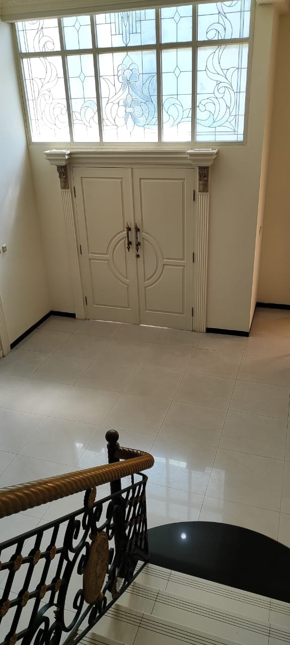 Dijual Rumah Classic di Citraland Utama Surabaya Barat - Thumbnail 6