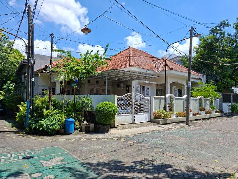 Dijual Rumah Posisi Hook di Jalan Tangkuban Prahu Di Lokasi Strategis Surabaya Pusat - Thumbnail 3