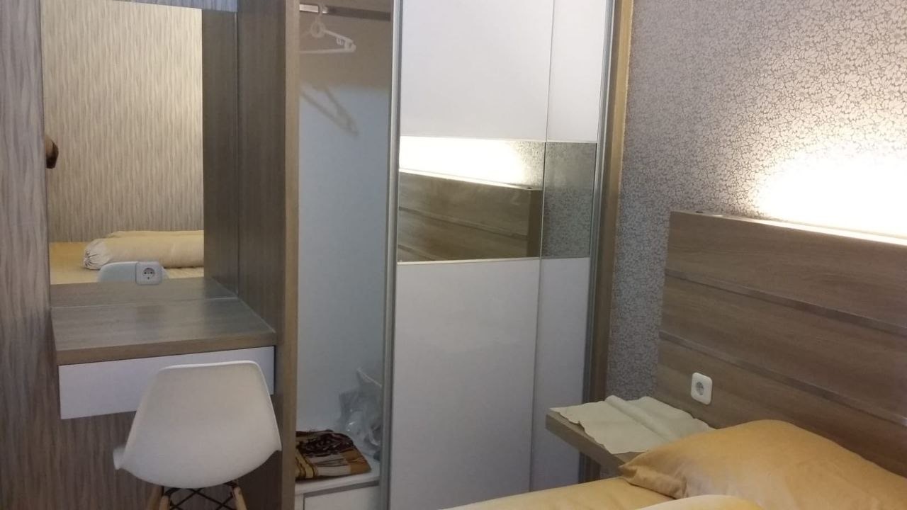 Disewakan Murah Apartemen Bale Hinggil Furnished di Surabaya Timur - Thumbnail 5