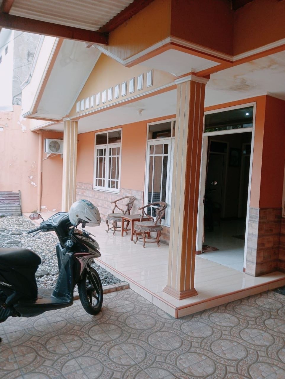 Dijual Rumah Siap Huni Furnished di Jalan Rungkut Mejoyo Selatan Surabaya Timur - Thumbnail 2