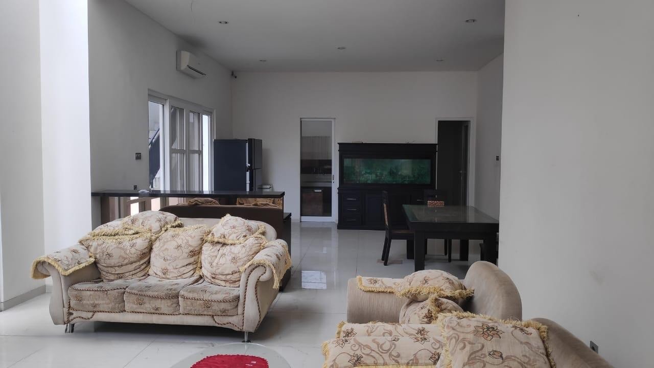 Dijual Rumah Mewah Hook di Pakuwon City Surabaya Timur - Thumbnail 2