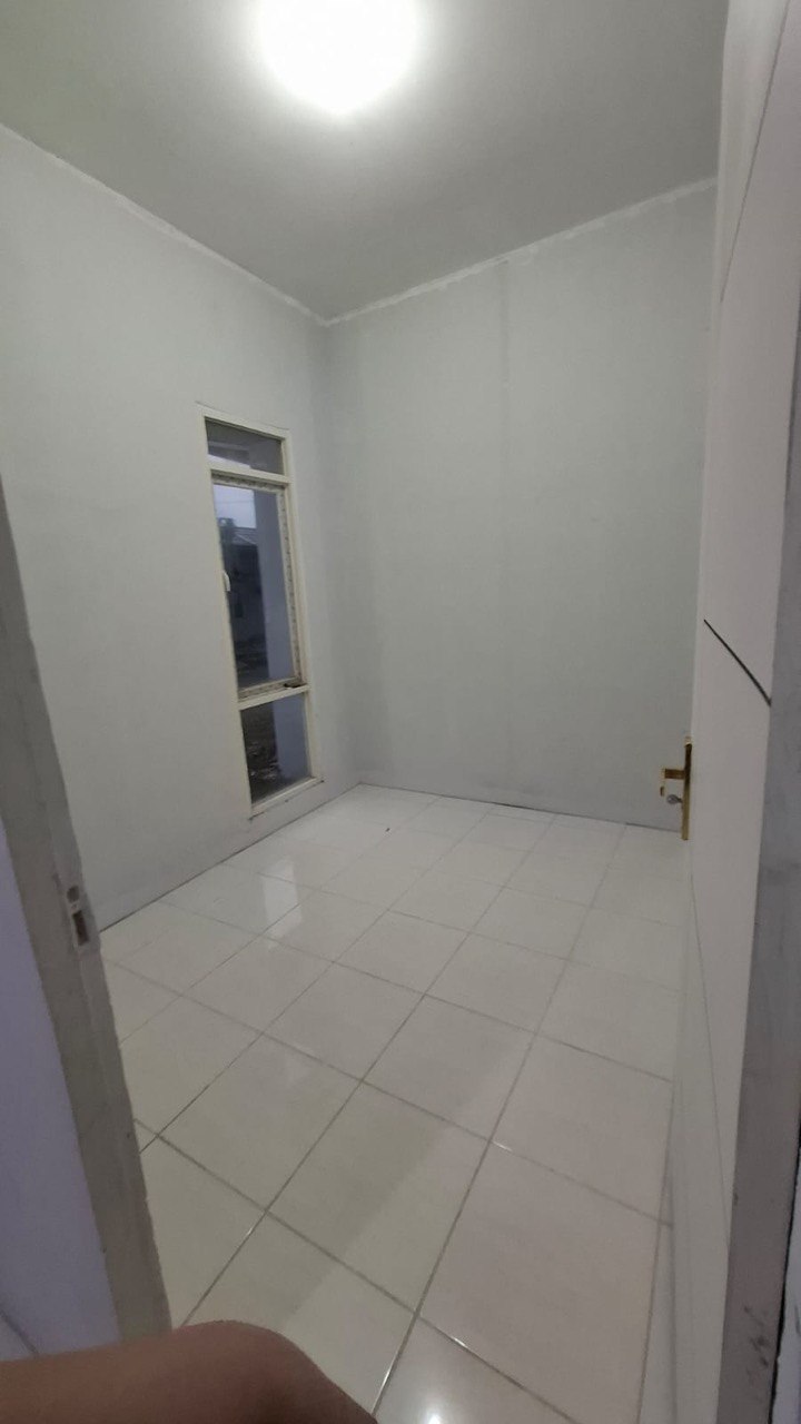 Dijual Rumah Hook Siap Huni di Perumahan Grand Kedamean Regency Gresik - Thumbnail 3