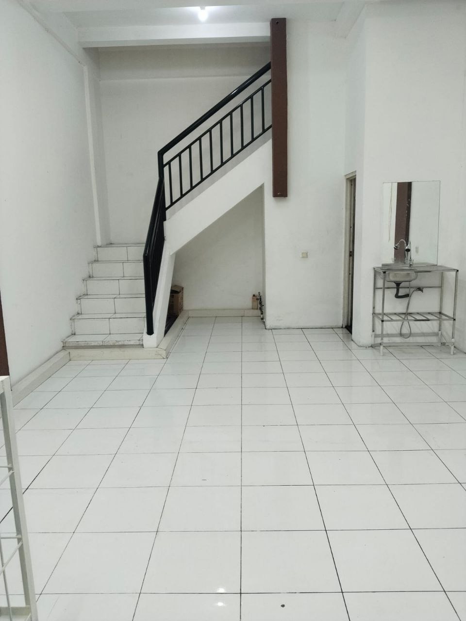 Jual Ruko 2 Lantai Lokasi Komersial G Walk Strategis Citraland Surabaya Barat - Thumbnail 3