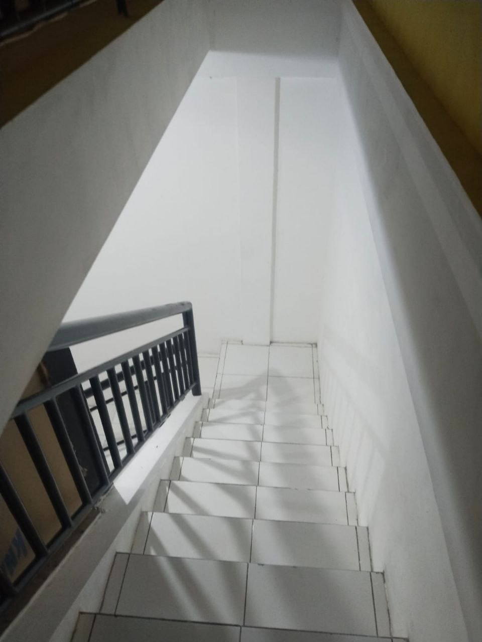 Jual Ruko 2 Lantai Lokasi Komersial G Walk Strategis Citraland Surabaya Barat - Thumbnail 7