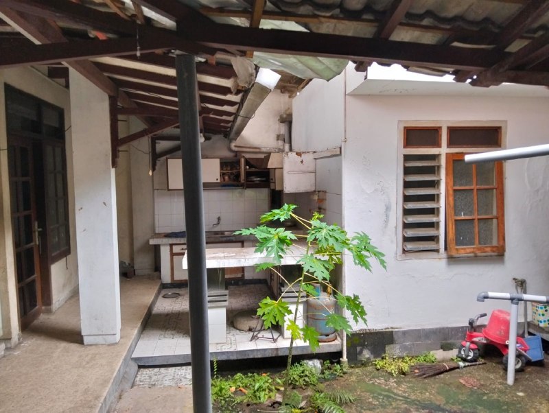 Dijual Rumah Hitung Tanah dan Lokasi Strategis di Raya Wisma Pagesangan Surabaya Selatan - Thumbnail 2