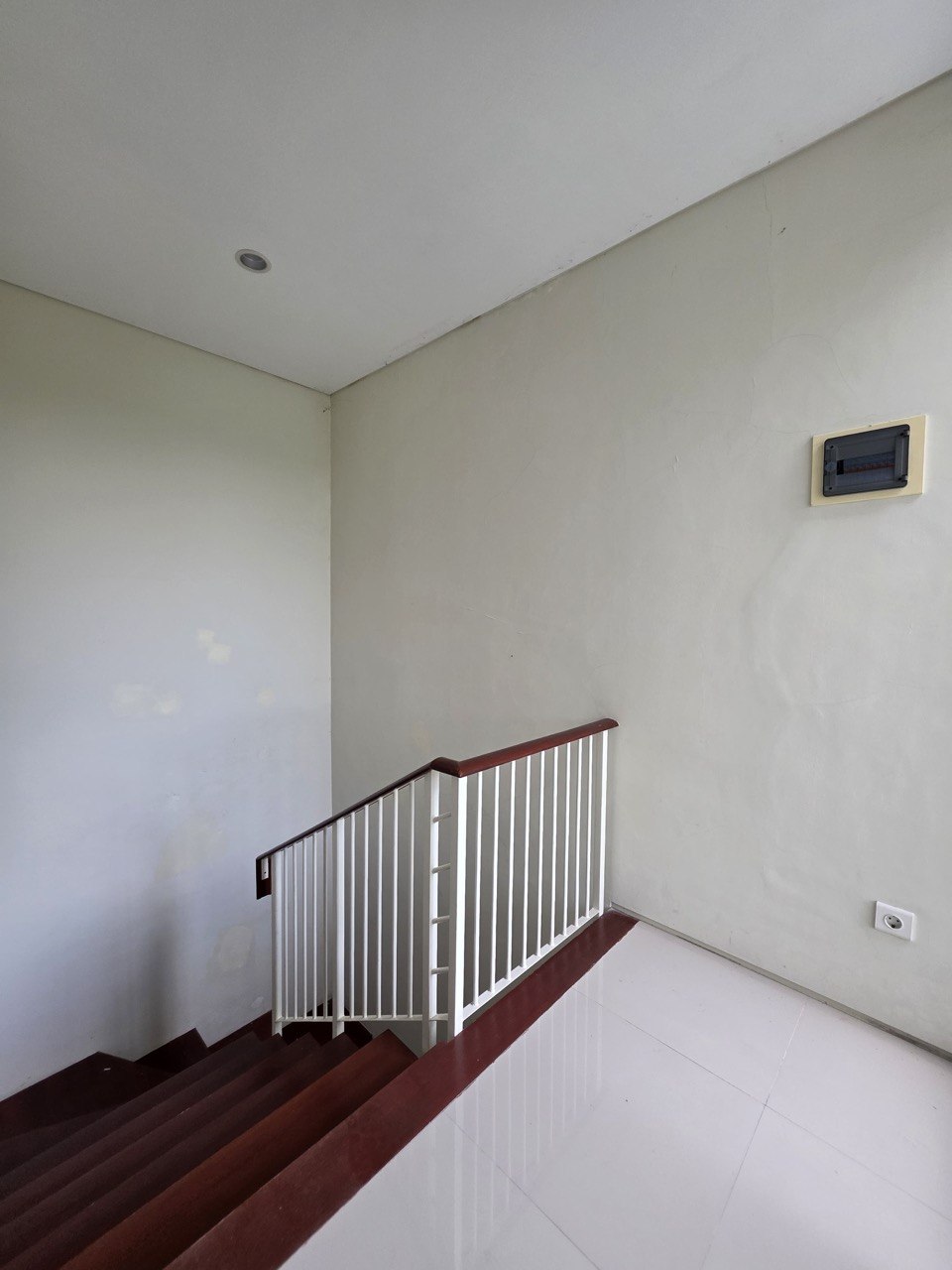 Dijual Rumah Lake View di Northwest Lake Citraland Surabaya Barat - Thumbnail 6