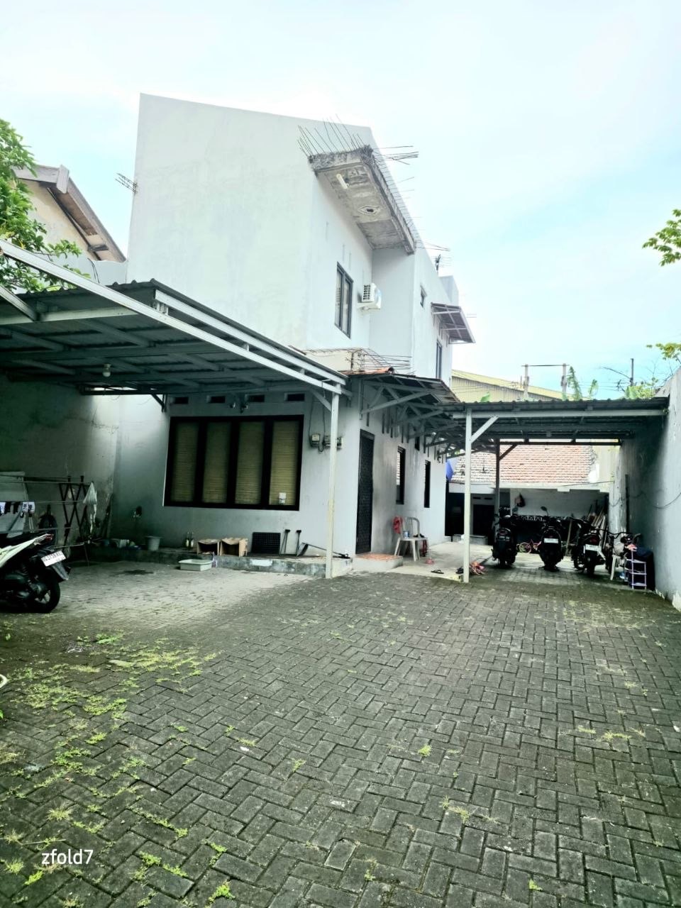 Dijual Rumah Siap Huni di Jalan Rungkut Mejoyo Selatan Surabaya Timur - Thumbnail 2