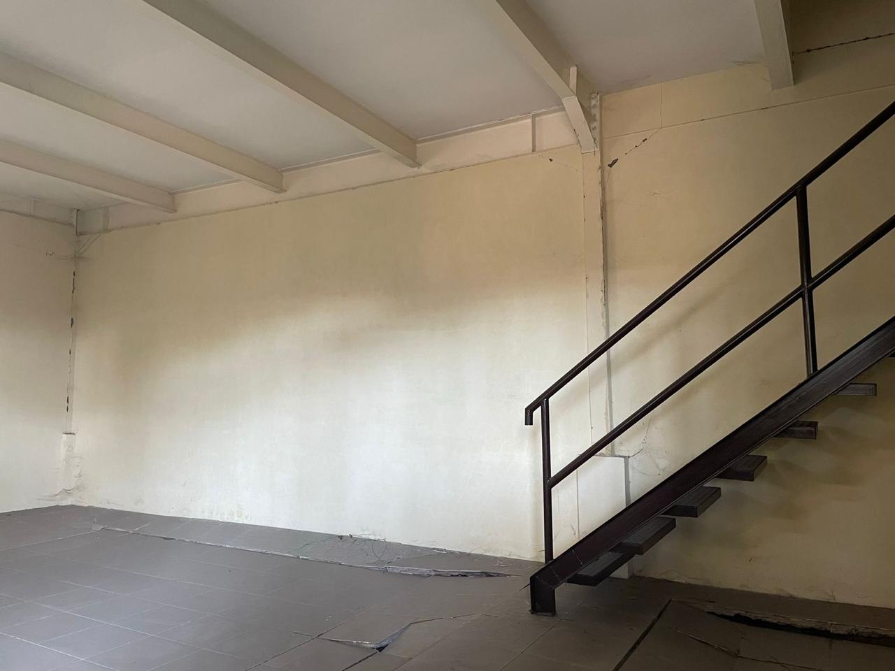 Dijual Gudang Margomulyo Indah Lokasi Strategis Surabaya Barat - Thumbnail 4