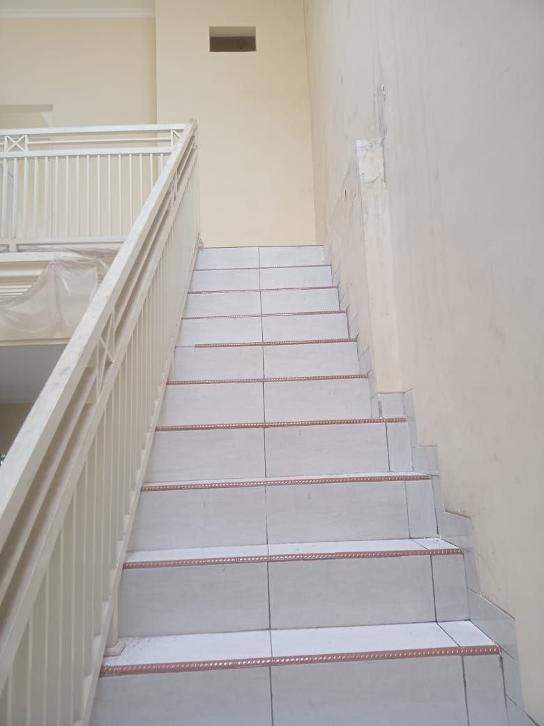 Disewakan Ruko Baru Strategis Jalan Kalibokor Surabaya Timur - Thumbnail 3